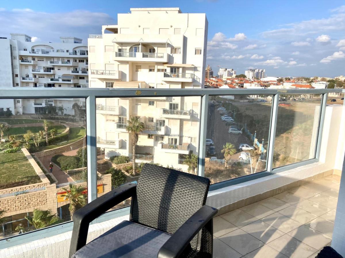 Exceptional View Facing Sea Of Givat Olga Hadera Apartment Ngoại thất bức ảnh