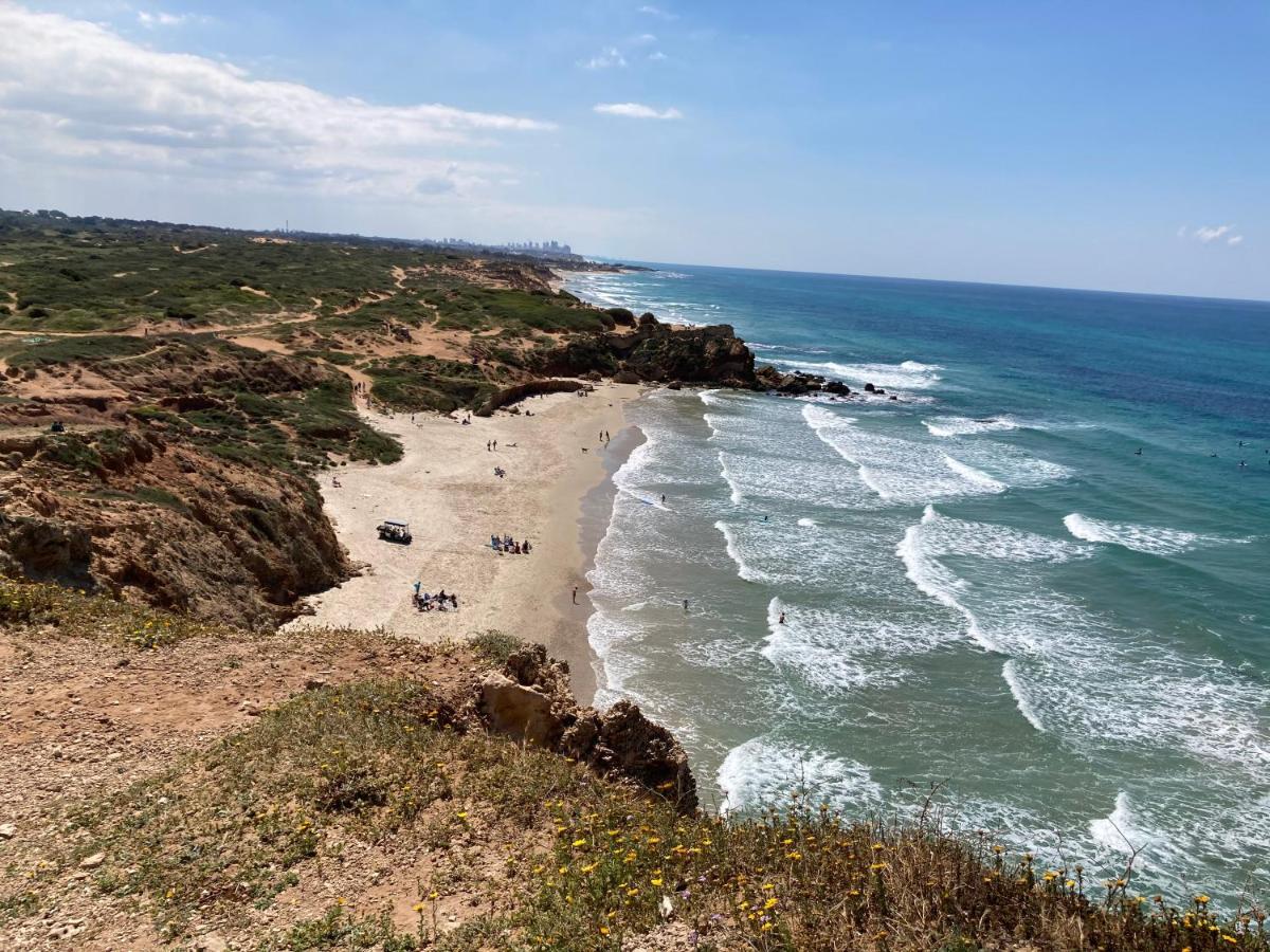 Exceptional View Facing Sea Of Givat Olga Hadera Apartment Ngoại thất bức ảnh